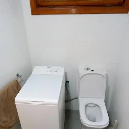 Estudio Con Piscina