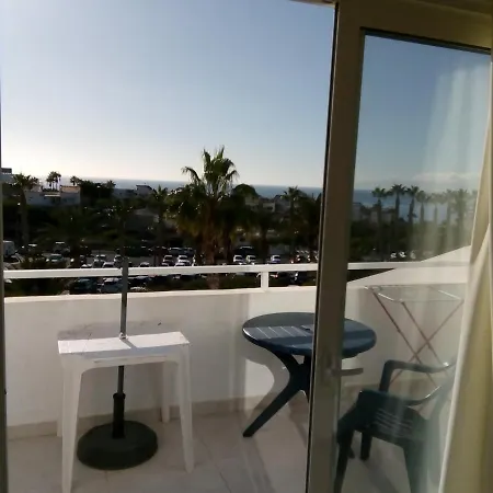 Estudio Con Piscina Apartman *